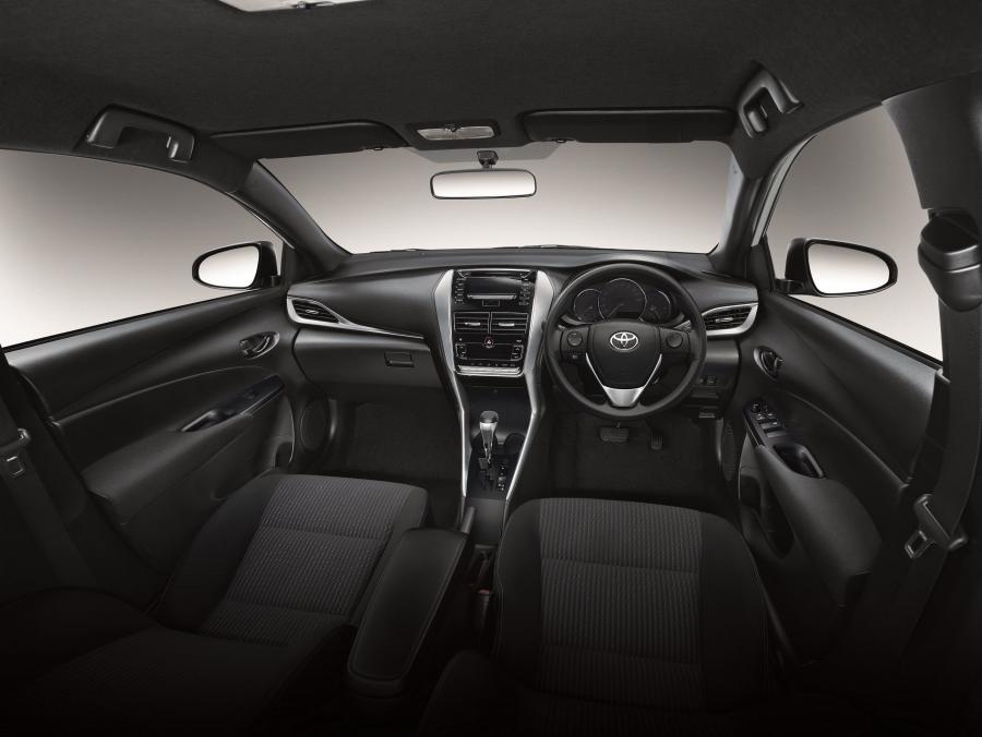 Торпедо Toyota Yaris 2017 года  (TH) (фото 4 из 7)